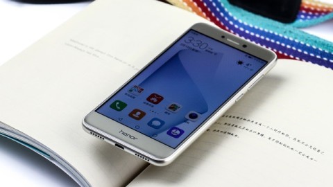 一台“颜值古董机”的穿越之旅：荣耀8青春版，2026年了它还能干啥？