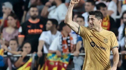 伯纳乌惨案！2015国家德比巴萨4-0血洗皇马