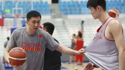 杜锋督训男篮蓝队 吉林备战中澳国际对抗赛