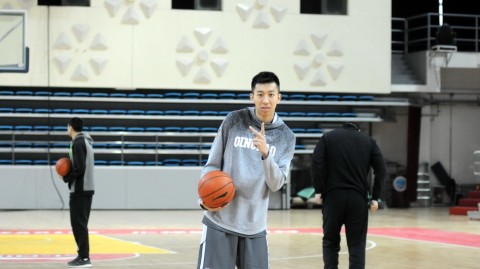 寒夜砺剑，青岛双星盼破晓之光