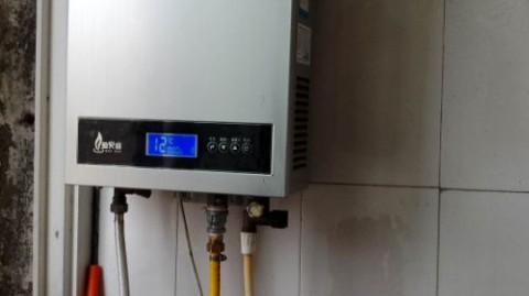 家里换了海尔燃气热水器后，洗澡终于不再是“心跳游戏”了