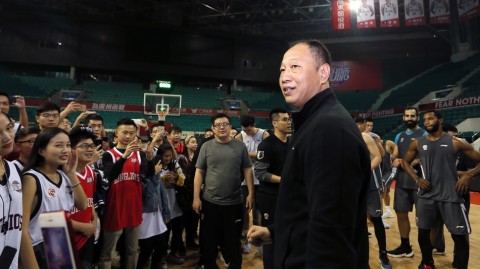 羊城冬日里的热血相聚：广州男篮球迷开放日侧记