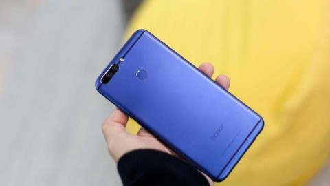 宝藏级神器还是过时机型？老用户掏心窝聊聊v9手机怎么样