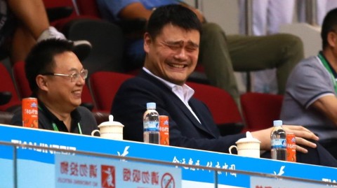 姚明全运观战席再酿神表情 场边一颦一笑皆成经典