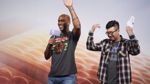马布里亮相电影发布笑容满面，下一站归属成谜