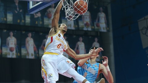 疆粤大战铸传奇 飞虎加冕新王登基
