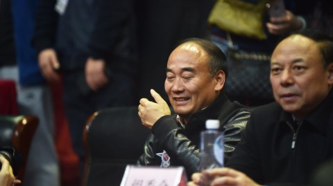 巴蜀篮球圆梦时刻 金强泪光中的至尊荣耀