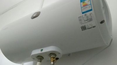洗澡还能K歌聊天？这台统帅热水器让我的浴室成了快乐老家！