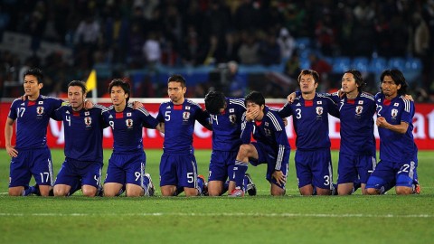 标题：美国主场0-2哥斯达黎加 乌雷尼亚双杀改写世预赛格局